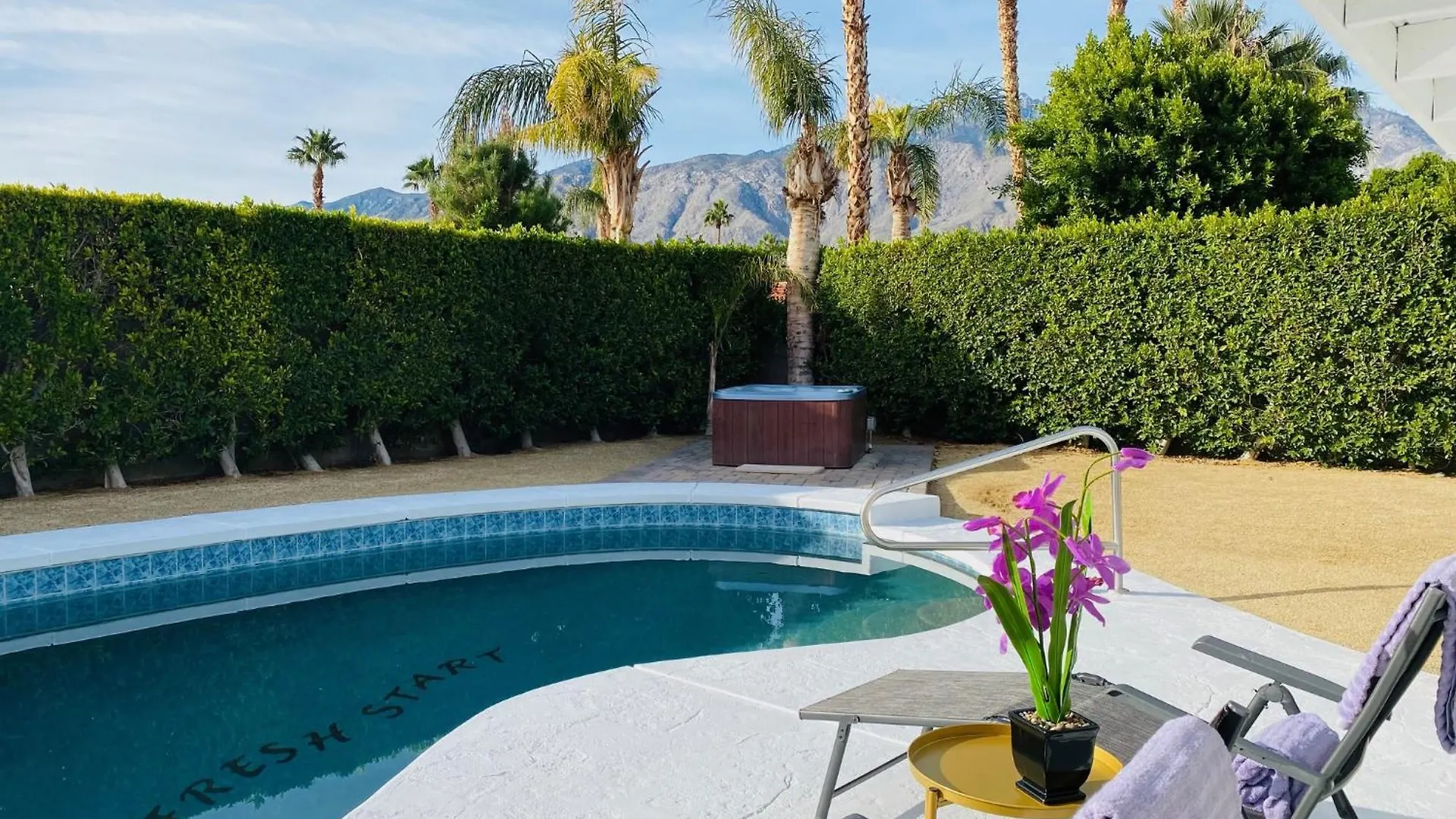 Holiday home Tranquil Palm Springs Villa, Saltwater Pool, Magical View, Minutes To Downtown, Sleeps 8